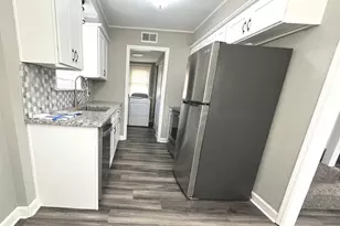 805 S Norbury Ave, Lombard, IL 60148 - Photo 5