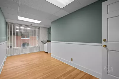 14 N Riverside Avenue #12-14, Saint Charles, IL 60174 - Photo 23