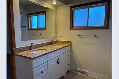 558 Green Bay Road, Glencoe, IL 60022 - Photo 21