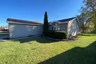 186 Cedarwood Dr, Steger, IL 60475 - Photo 41