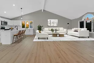 186 Cedarwood Dr, Steger, IL 60475 - Photo 3