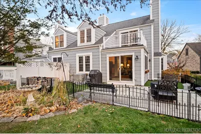 92 Whittington Course, Saint Charles, IL 60174 - Photo 5