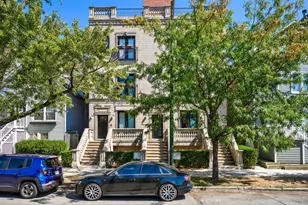 2851 N Ashland Ave, Chicago, IL 60657 - Photo 1