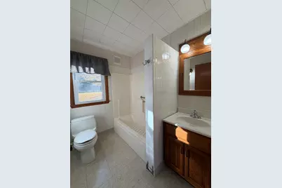 3723 US Business 20 W, Freeport, IL 61032 - Photo 11