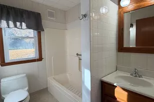 3723 US Business 20 W, Freeport, IL 61032 - Photo 11