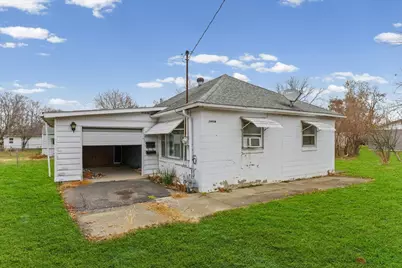 218 W Elm Street, Hoopeston, IL 60942 - Photo 3