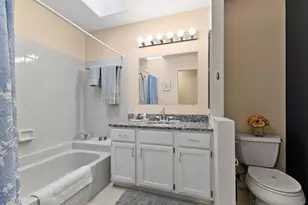 748 Shoreline Rd, Lake Barrington, IL 60010 - Photo 13