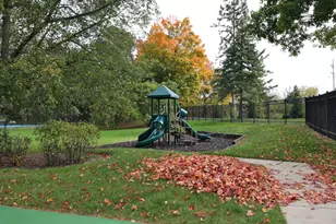 748 Shoreline Rd, Lake Barrington, IL 60010 - Photo 25