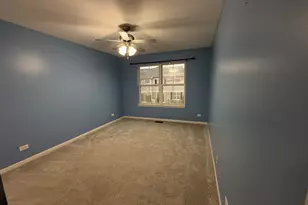 433 Acushnet St, Elgin, IL 60124 - Photo 27