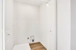 887 Briar Gln Ct, Hampshire, IL 60140 - Photo 9