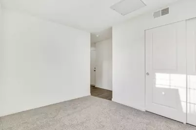 887 Briar Glen Court, Hampshire, IL 60140 - Photo 15