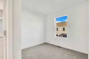 887 Briar Gln Ct, Hampshire, IL 60140 - Photo 17