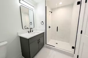 1453 Maple Ave, Evanston, IL 60201 - Photo 13