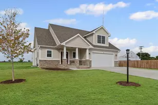 6 Foxtrot Ln, Monticello, IL 61856 - Photo 3