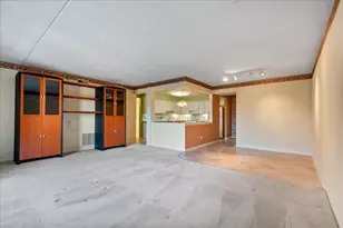 7071 W Touhy Ave, Niles, IL 60714 - Photo 7