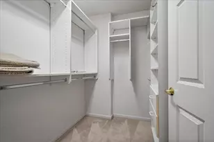 7071 W Touhy Ave, Niles, IL 60714 - Photo 19