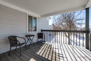 2888 Whispering Oaks Ct, Buffalo Grove, IL 60089 - Photo 21