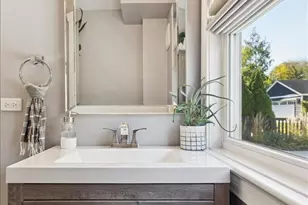 746 N Pine Ave, Arlington Heights, IL 60004 - Photo 9