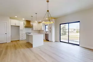 5006 Chestnut Grove Dr, Champaign, IL 61822 - Photo 17