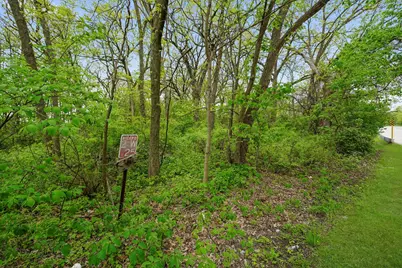 29W725 Army Trail Road, Bartlett, IL 60103 - Photo 7