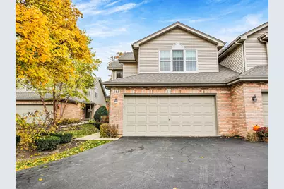 853 Rosebud Court, Roselle, IL 60172 - Photo 1