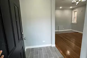 5919 S Rockwell St, Chicago, IL 60629 - Photo 3