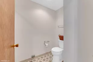 7832 Adams St, Darien, IL 60561 - Photo 39