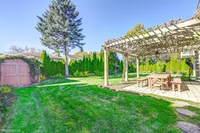 7832 Adams Street, Darien, IL 60561 - Photo 9