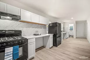 2946 Marshall St, Rockford, IL 61109 - Photo 7