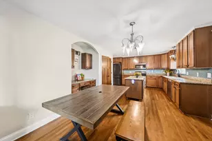 914 Tivoli Dr, Rockford, IL 61107 - Photo 7