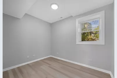 8404 S Exchange Avenue, Chicago, IL 60617 - Photo 39