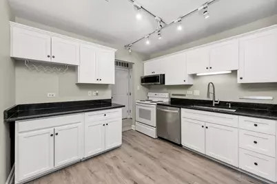 7100 W 95th Street #312, Oak Lawn, IL 60453 - Photo 13