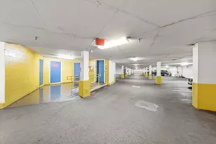 7100 W 95th St, Oak Lawn, IL 60453 - Photo 33