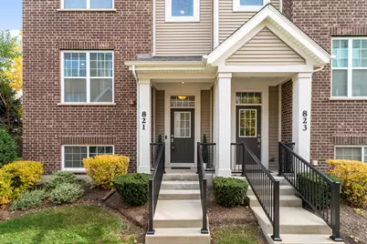 821 Lexington Circle E, Des Plaines, IL 60016 - Photo 5