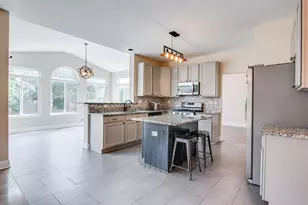 2891 Frances Ln, Montgomery, IL 60538 - Photo 9