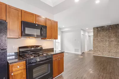 7722 N Ashland Avenue #H2, Chicago, IL 60626 - Photo 3