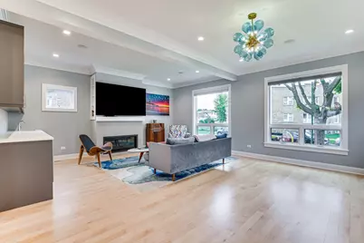 4727 N Kiona Avenue, Chicago, IL 60630 - Photo 9