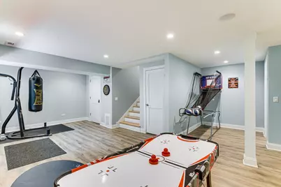 4727 N Kiona Avenue, Chicago, IL 60630 - Photo 27