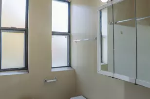 5214 S Woodlawn Ave, Chicago, IL 60615 - Photo 9