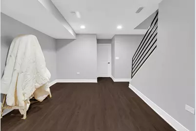 2324 W Warren Boulevard, Chicago, IL 60612 - Photo 13