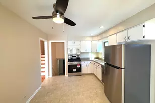 1042 W Central Rd, Mount Prospect, IL 60056 - Photo 15