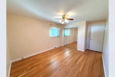 1042 W Central Road, Mount Prospect, IL 60056 - Photo 19