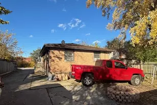 106 W 157th St, Harvey, IL 60426 - Photo 25