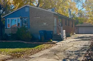 106 W 157th St, Harvey, IL 60426 - Photo 3