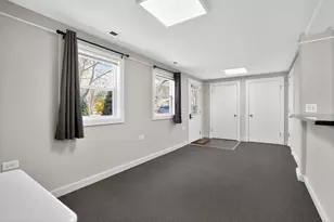 1036 Guerin Rd, Green Oaks, IL 60048 - Photo 7