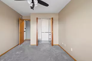 5356 W Dixie Dr, Alsip, IL 60803 - Photo 9