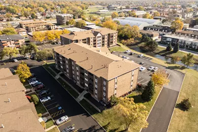 10420 Circle Drive #47B, Oak Lawn, IL 60453 - Photo 3