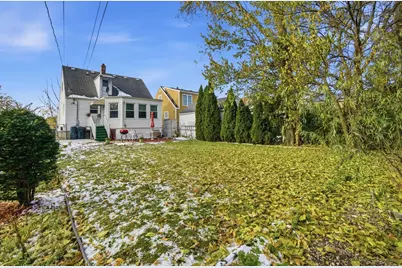 9131 Newcastle Avenue, Morton Grove, IL 60053 - Photo 27