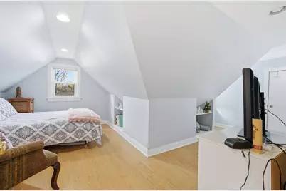 9131 Newcastle Avenue, Morton Grove, IL 60053 - Photo 15