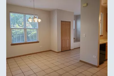 1236 Brookdale Drive #1236, Carpentersville, IL 60110 - Photo 15